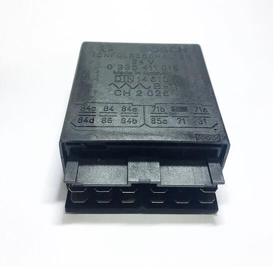 BOSCH 0335411016 BOSCH 24V RÖLE 11 UÇLU (SES TAKİP KONTROL ÜNİTESİ)